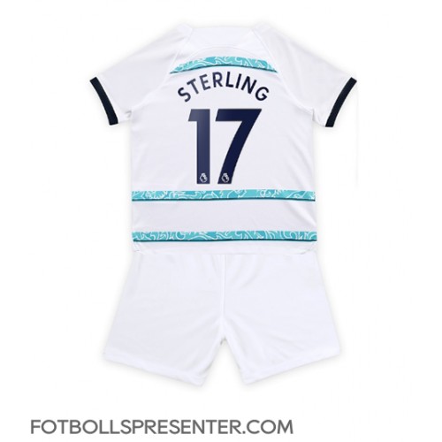 Chelsea Raheem Sterling #17 Bortatröja Barn 2022-23 Kortärmad (+ korta byxor)